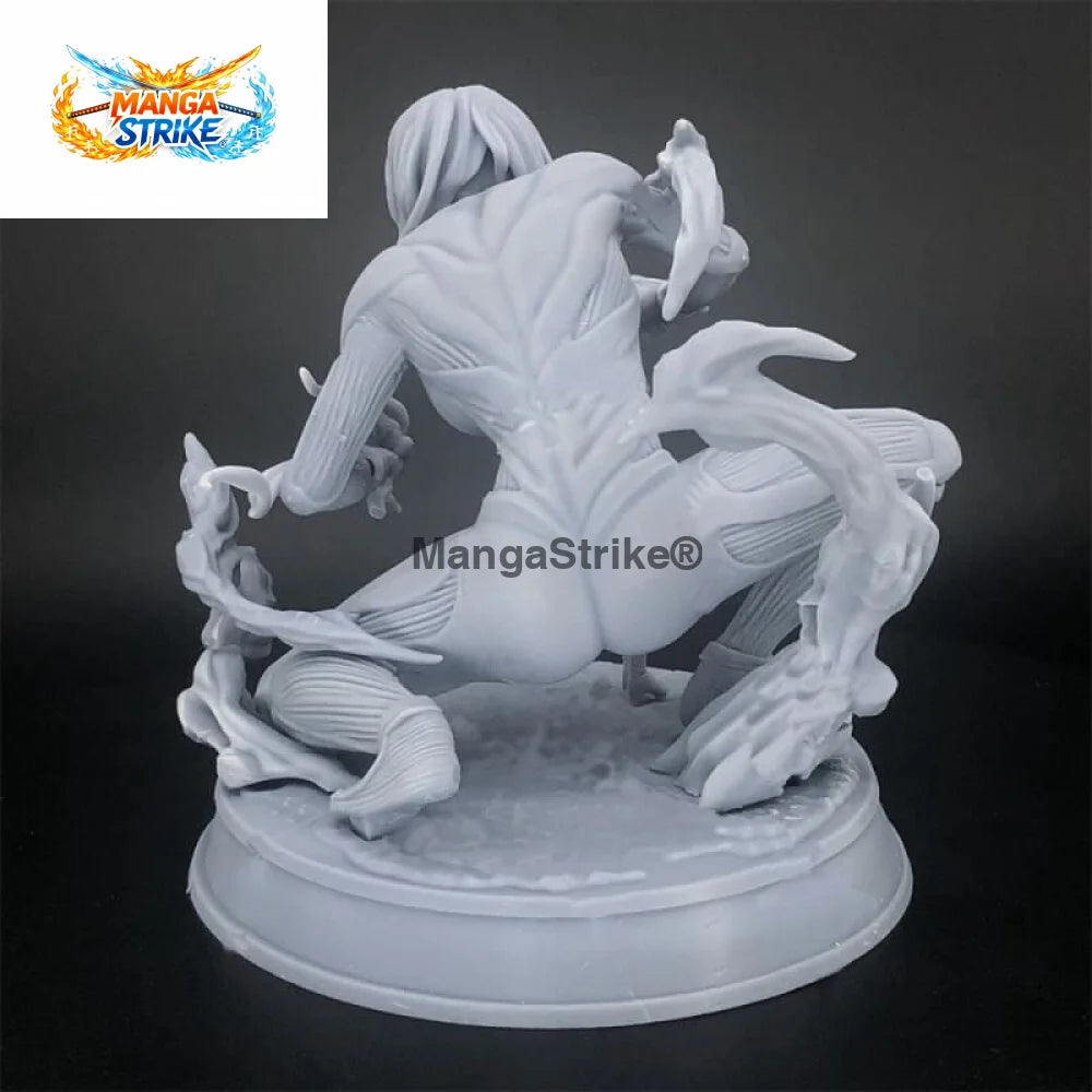 Figurine Attaque des titans - en résine du Titan Féminin (Annie Leonhart) - figurine