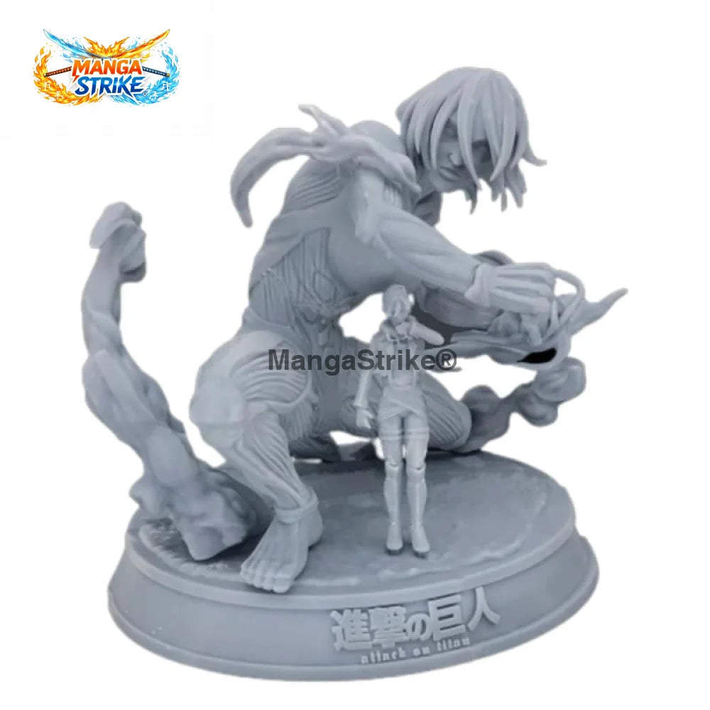 Figurine Attaque des titans - en résine du Titan Féminin (Annie Leonhart) - figurine