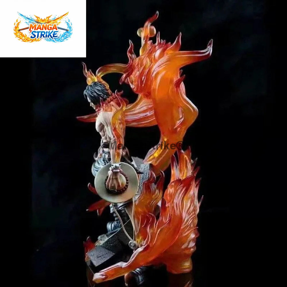 Figurine One Piece - Portgas D. Ace au Poing Ardent - Avec Boîte - figurine